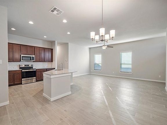 4th image of 9709/13 Grosbeck Ln