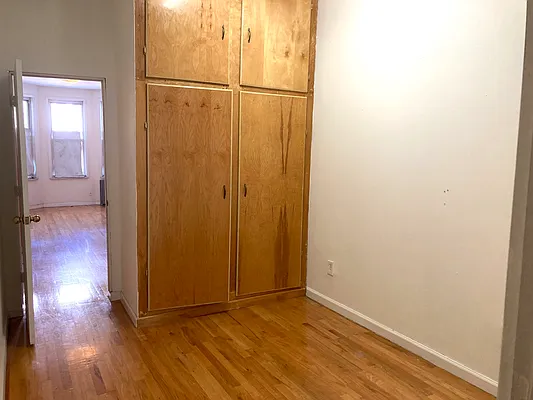 Rented by Triplemint | media 14