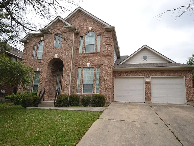 1123 Winding Creek Pl — Photo 14