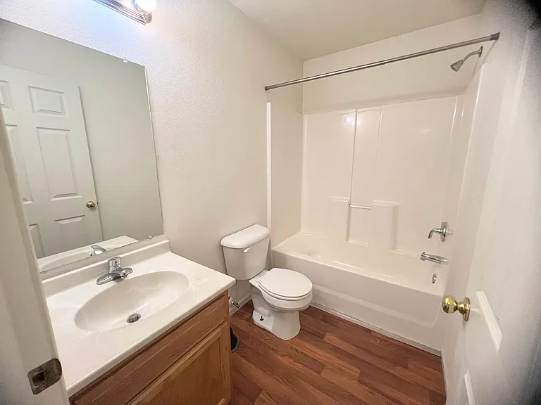 21057 Honest Ln — Photo 5