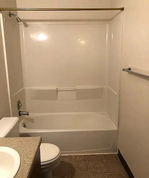 Alderwood Apartments — Photo 4
