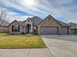 4208 SE 37th St, Norman, OK 73071