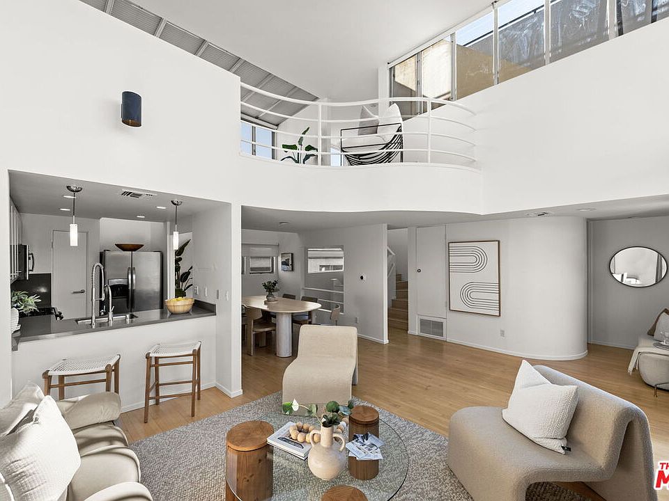 1st image of 1319 Harvard St #5