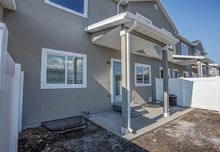 1155 S 225 E — Photo 19
