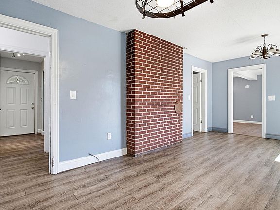 4th image of 3 New Perry Rd