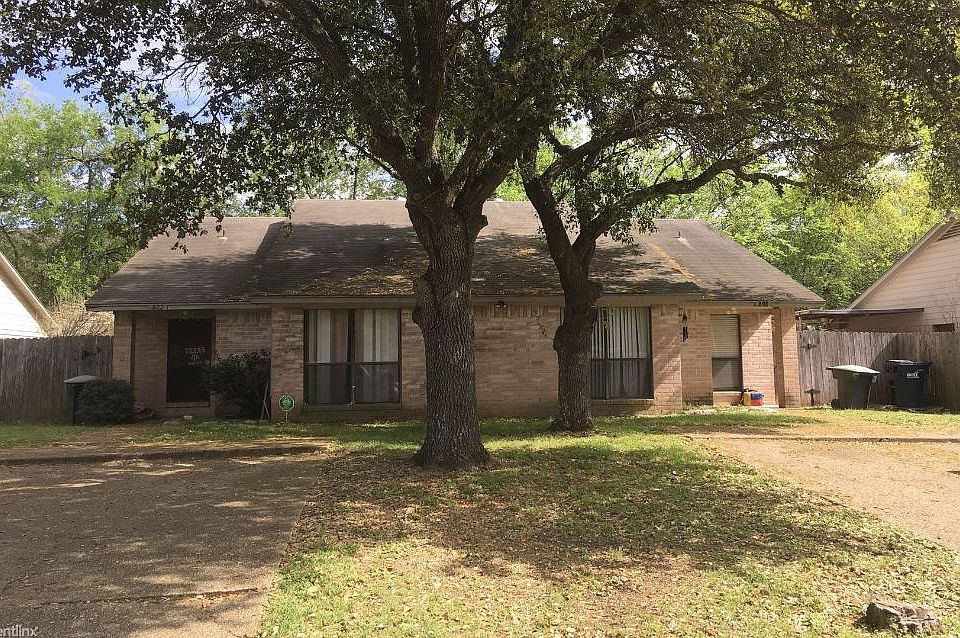 1st image of 800 Cross Timbers Dr
