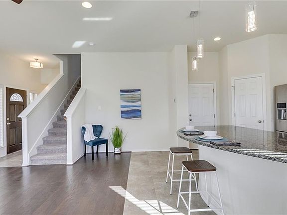 5th image of 2105 Town Centre Dr Unit 49