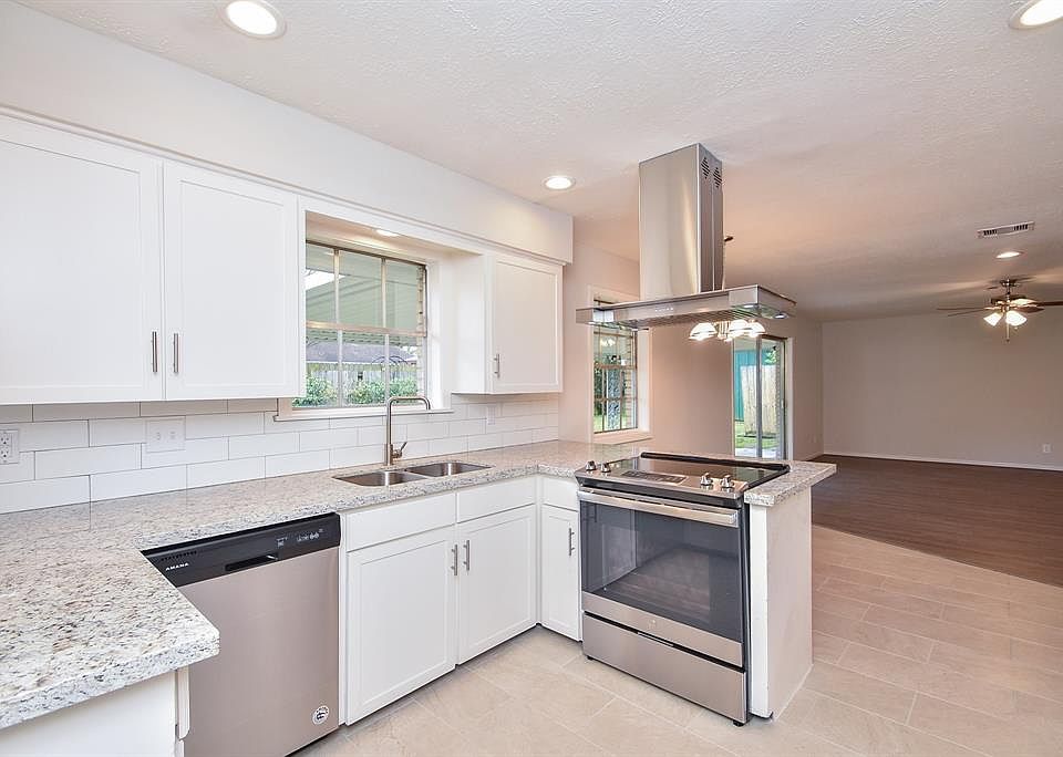 1st image of 2203 San Jacinto Dr