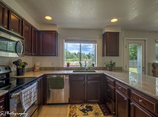 1709 SW 359th St, Federal Way, WA 98023