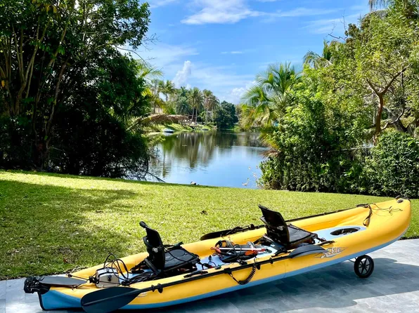 299 NW 10th Court, Boca Raton, FL 33486