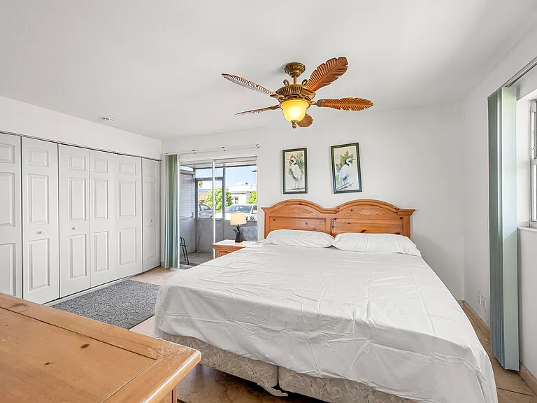 43 Waterford Cir #B — Photo 15