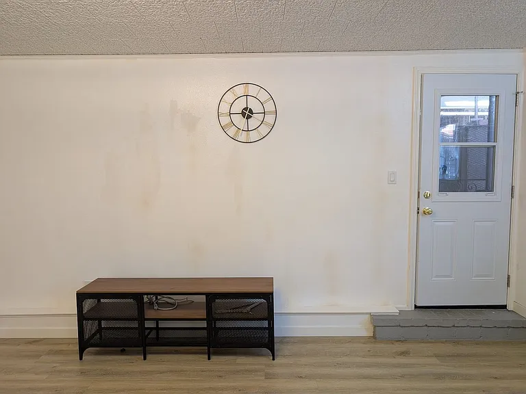 18522 Madison Ave — Photo 22
