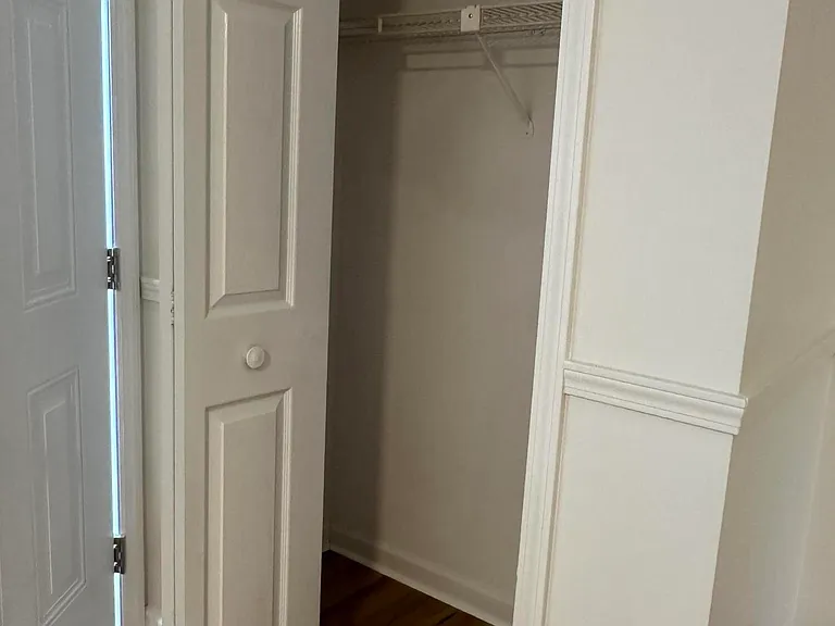 1607 Greenland Ct — Photo 10
