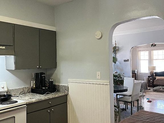 5th image of 2591 Colchester Rd