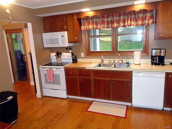 2nd image of 3510 Deerfield Hts