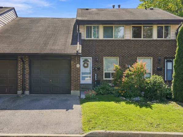 155 Glovers Rd #61, Oshawa, ON L1G 7A4