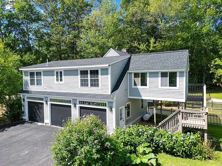 10 Herrick Rd — Photo 42