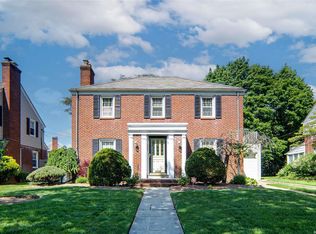 625 Abbey Ln, Baldwin, NY 11510