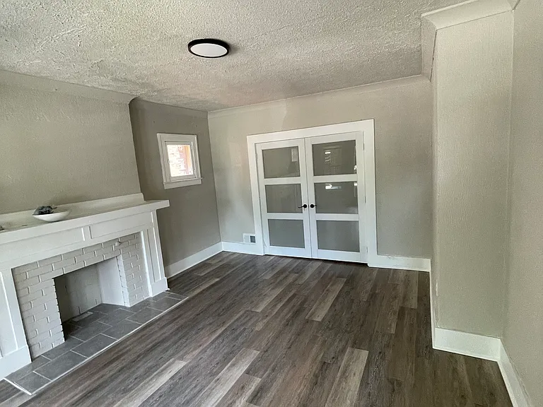 4047 Carter St #1DOWN — Photo 4