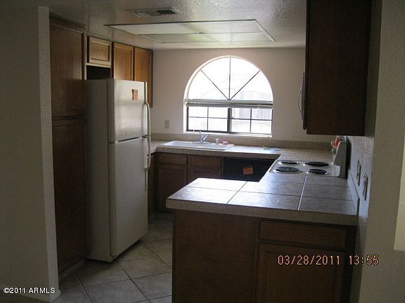 4th image of 700 E MESQUITE Circle #224