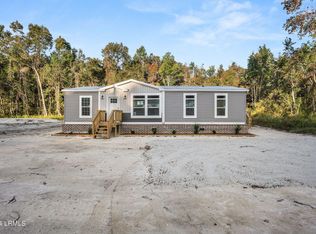 8 Unity Ln, Seabrook, SC 29940