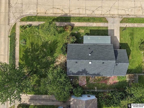4th image of 200 N 18th St