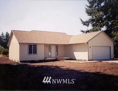 9438 180th SW photo 1