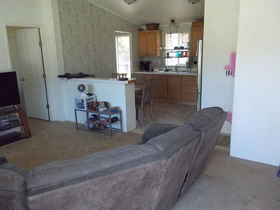 4th image of 116 Clough St