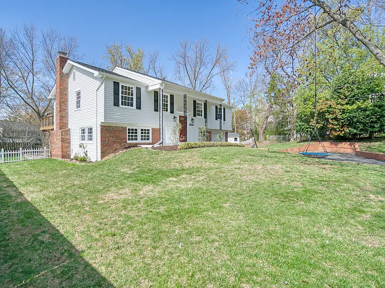 12805 Point Pleasant Dr — Photo 44