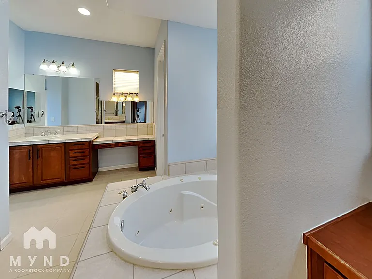 1650 Brightstone Ct — Photo 18