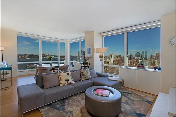 Rented by Corcoran | media 14