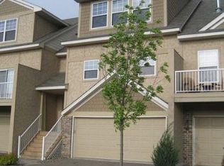 2120 Cedar Grove Trl, Eagan, MN 55122