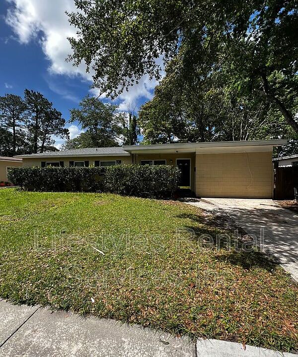 1st image of 2516 Burlingame Dr W