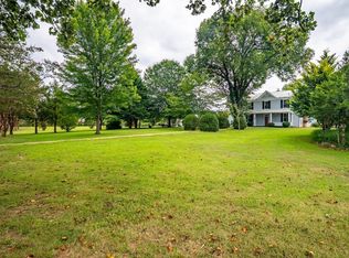 260 N Main St, Amherst, VA 24521