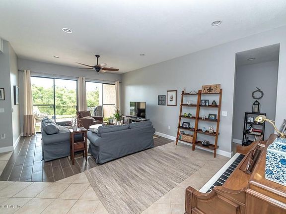 2nd image of 82 Tifton Way N