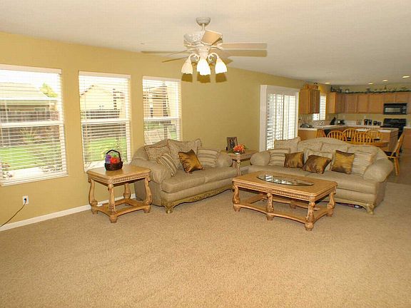 Family Room/Kitchen