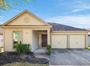 16531 Strathmore Manor Ln, Houston, TX 77090