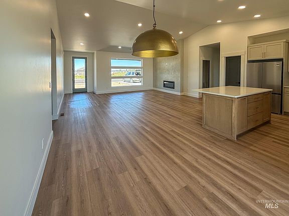 5th image of 1419 Cardon Ct