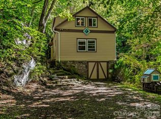 2554 Winter Star Rd, Burnsville, NC 28714