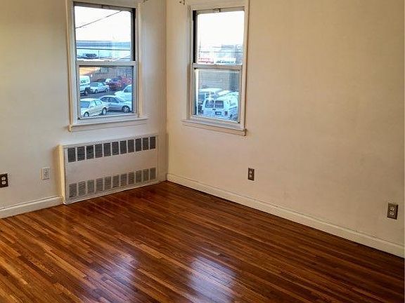 5th image of 8717 78th Ave #2