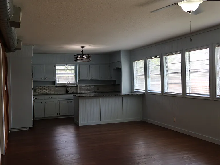 2516 Norfleet St — Photo 6