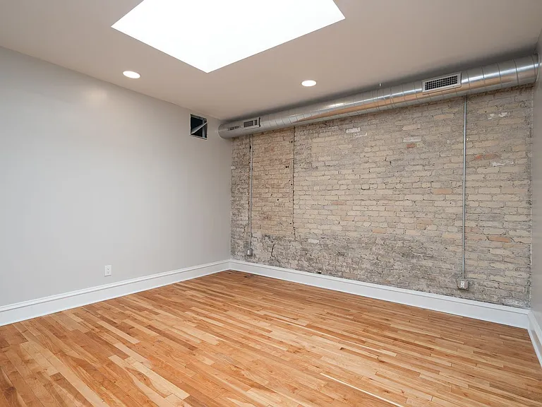 Brick and Beam Flats — Photo 86
