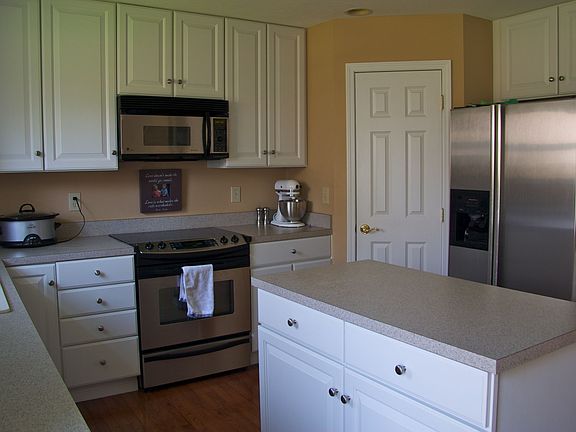 4th image of 10767 Brettridge Dr