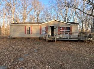 704 Kinneytown Rd, Mineral, VA 23117