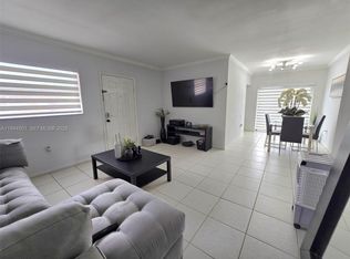 1265 W 24th St APT 201, Hialeah, FL 33010