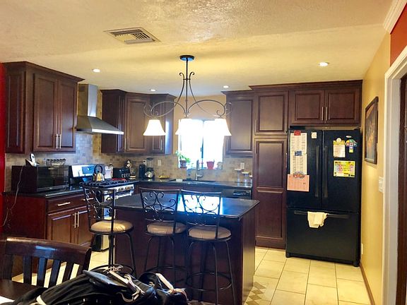 3rd image of 16239 Encina St