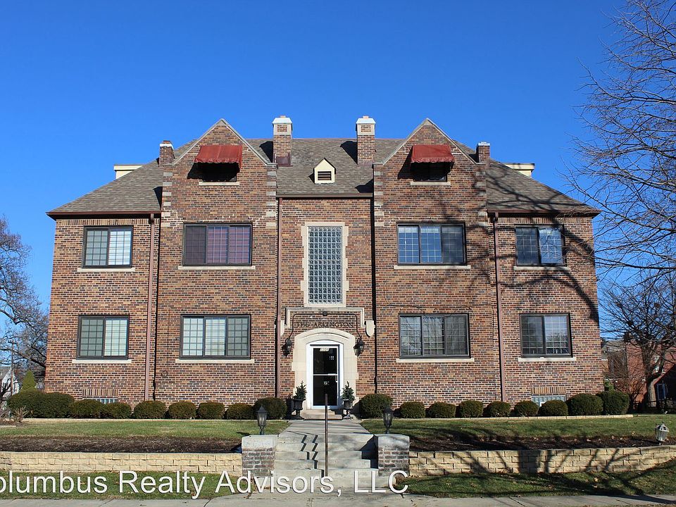 2nd image of 2208 Arlington Ave APT 1