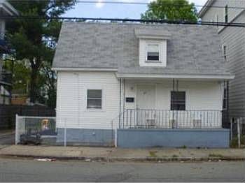 2nd image of 65 Kingston St