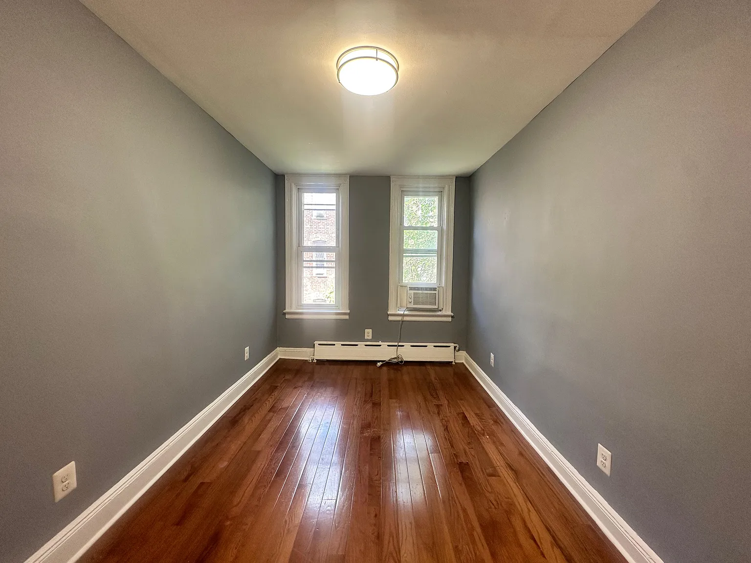 246 Clendenny Ave — Photo 3