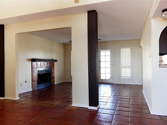 3rd image of 7604 Dianjou Dr